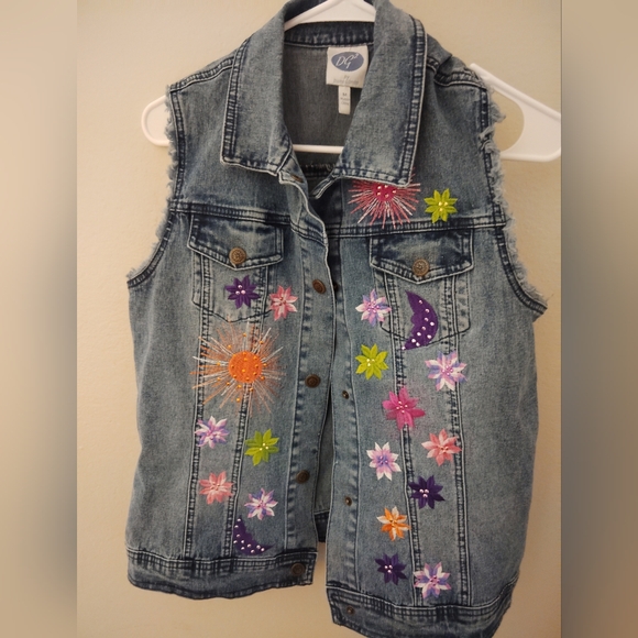 DG2 by Diane Gilman Jackets & Blazers - DG2 by Diane Gilman Blue Denim Vest